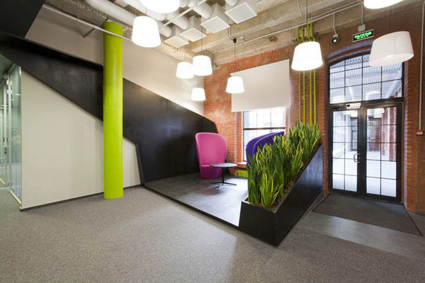 辦公室裝修設(shè)計(jì)，簡約、實(shí)用的設(shè)計(jì)