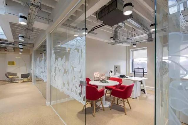 150億市場潛力，辦公室裝修也要開始考慮狗狗的感受了