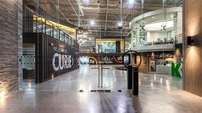 辦公空間，辦公室設(shè)計(jì)，科技公司辦公室設(shè)計(jì)，現(xiàn)代風(fēng)格辦公室，創(chuàng)意社區(qū)