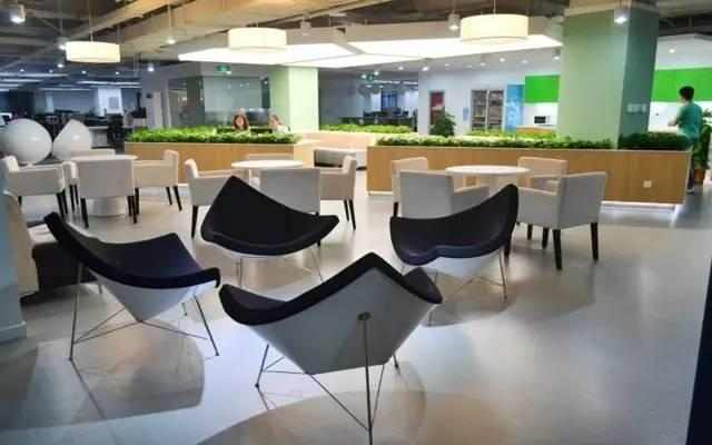 這樣的辦公室裝修設(shè)計，是你喜歡的嗎？