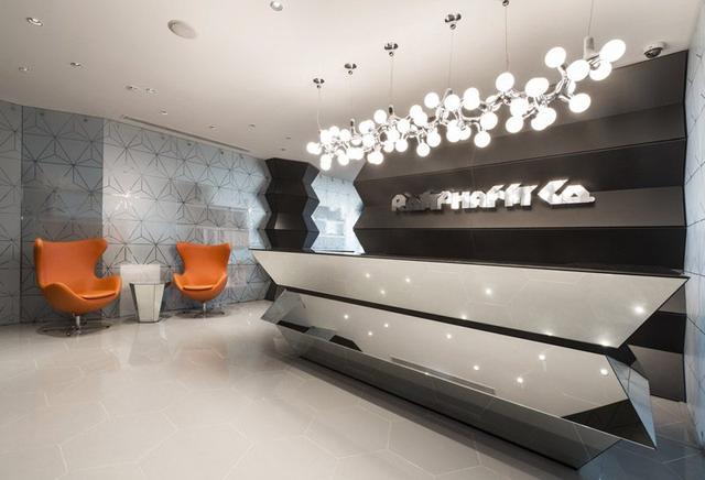 說出來你可能不信，如此暗黑夸張的辦公室竟然來自俄羅斯